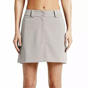 Nike Women's Modern Rise Tech Golf Skorts